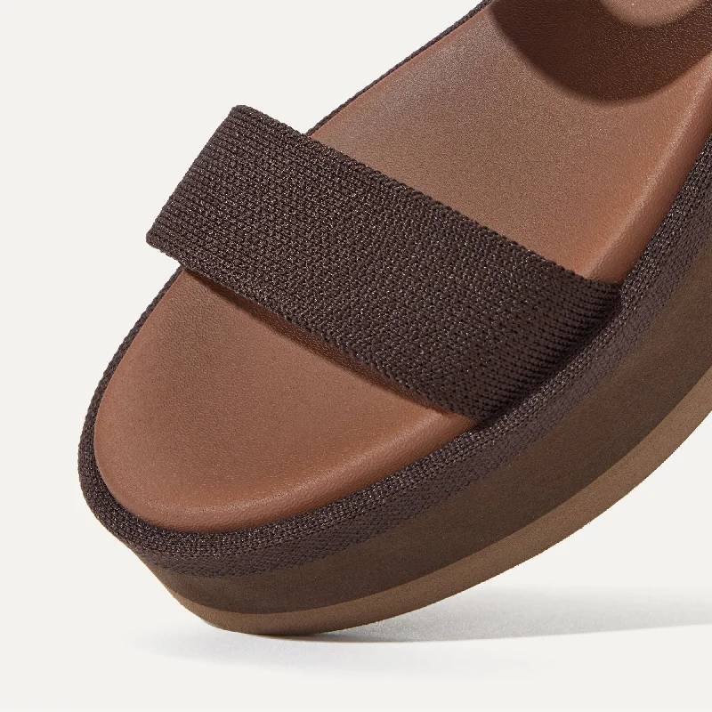 The Lightweight Wedge Sandal - Cardamom