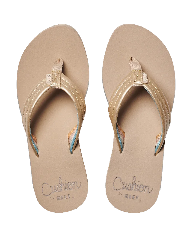 Cushion Breeze Flip Flops in Golden Hour