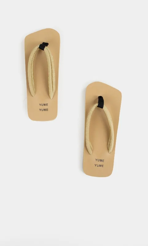 Xigy Cyber Tonal Beige Flip Flops