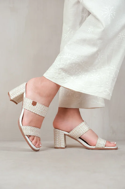 SLAYED STATEMENT PLATFORM STRAPPY BLOCK HIGH HEELS IN WHITE RAFFIA