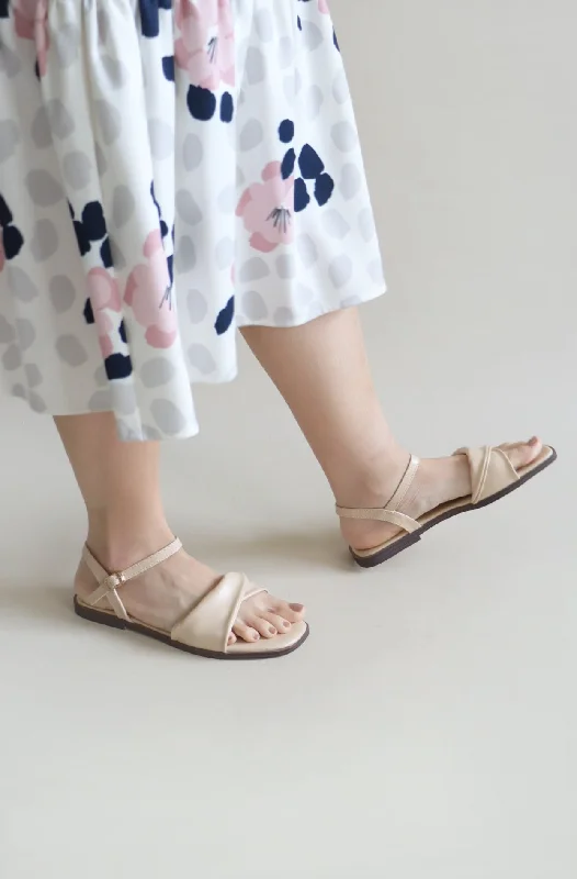 Elsie Overlapping Sandals (Beige)