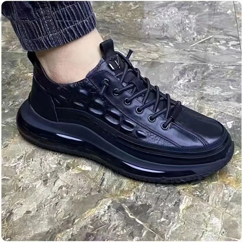 Men's Shoes: Winter Leather, Non-slip, Soft-soled, High-top, Business Casual Shoes, Trendy Versatile Textured Crocodile Leather Sneakers